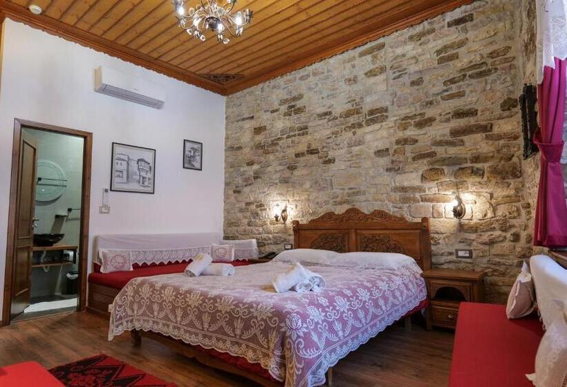 주니어 스위트, Bineri