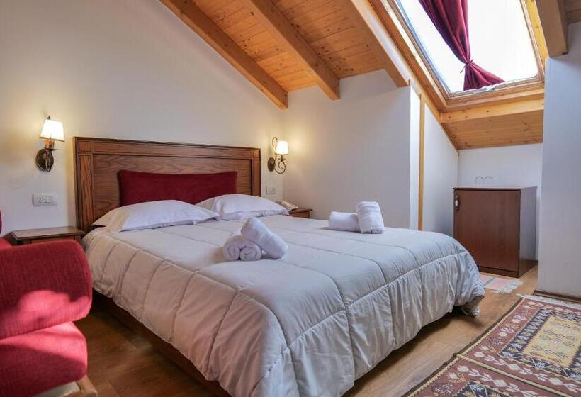 스탠다드 룸, Bineri