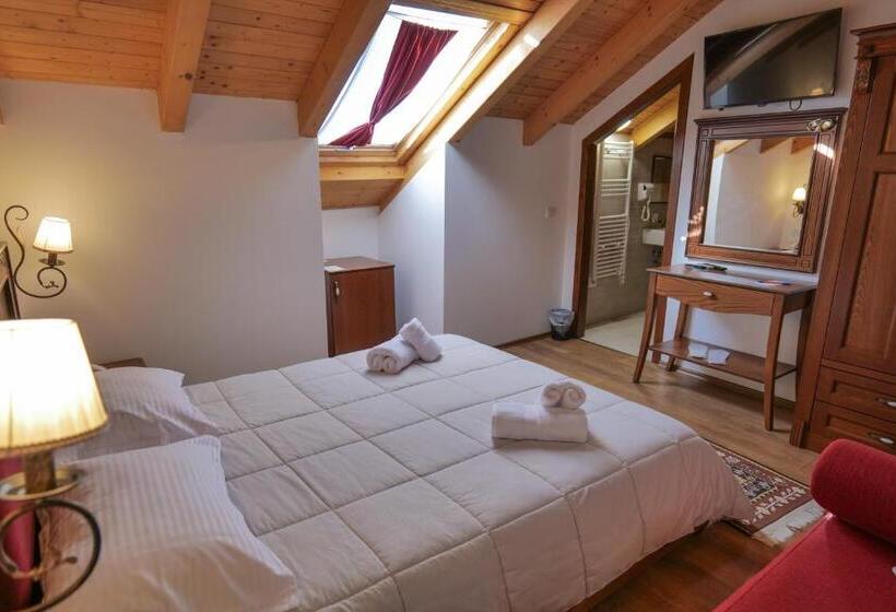 스탠다드 룸, Bineri