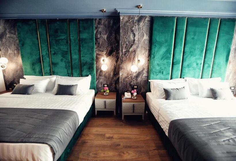 חדר משפחתי נוף לים, Premium Sunrise