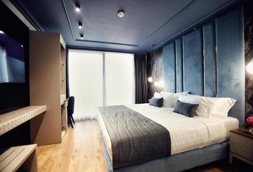 סוויטה משפחתית, Premium Sunrise