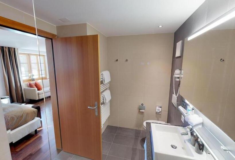 סוויטת ג'וניור, Pilatuskulm