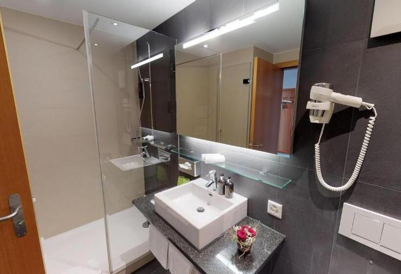 סוויטת ג'וניור, Pilatuskulm