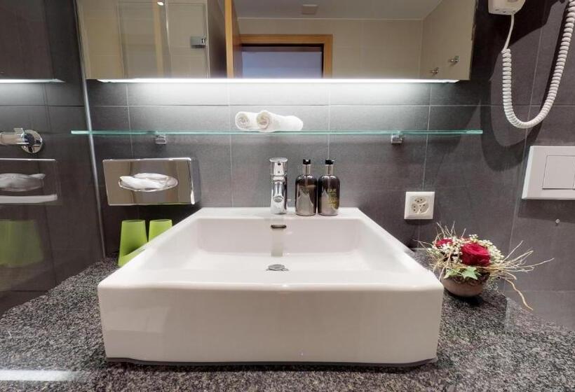 סוויטת ג'וניור, Pilatuskulm