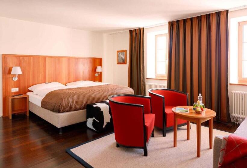 סוויטת ג'וניור, Pilatuskulm