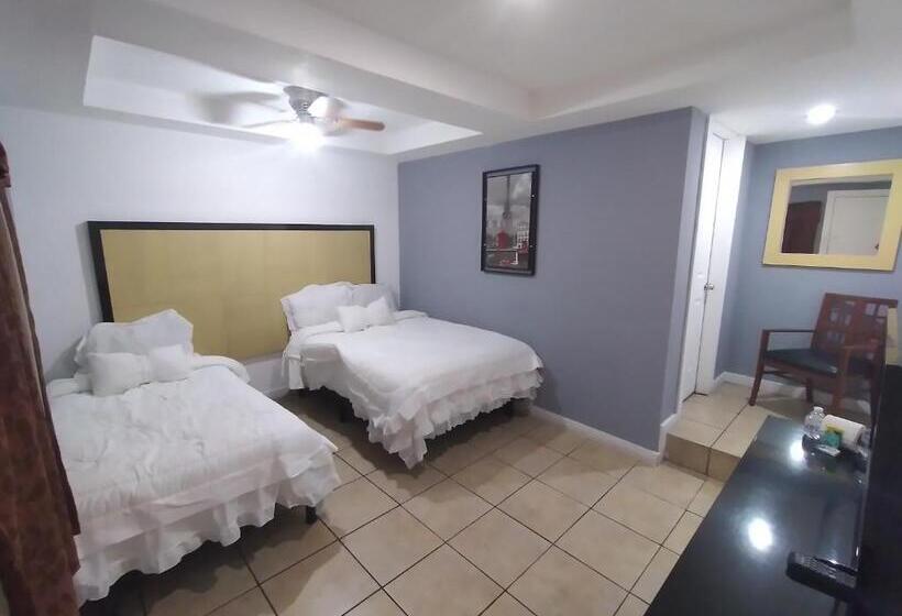 غرفة قياسية ثلاثية, Puerto Mexico