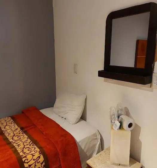 バスルーム共有のトリプルスタンダード, Puerto Mexico