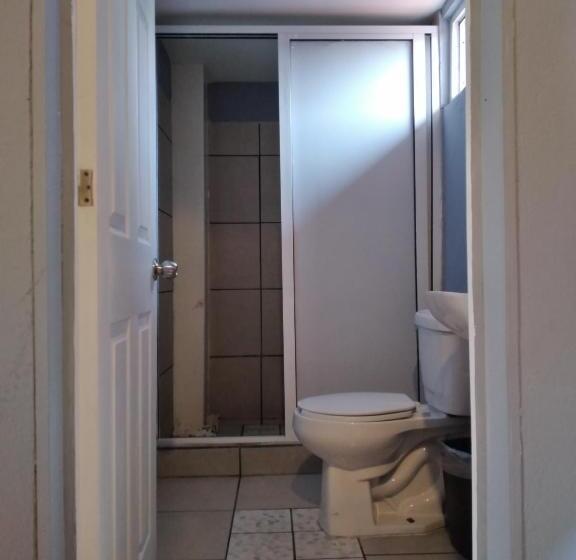 غرفة قياسية ثلاثية, Puerto Mexico