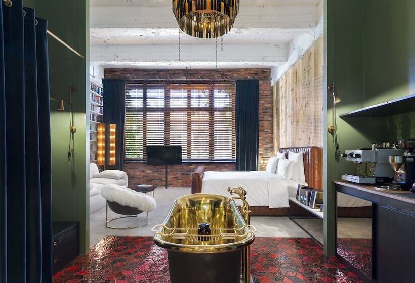 اتاق استاندارد, Stamba