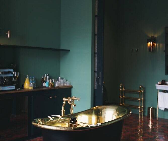 اتاق استاندارد, Stamba