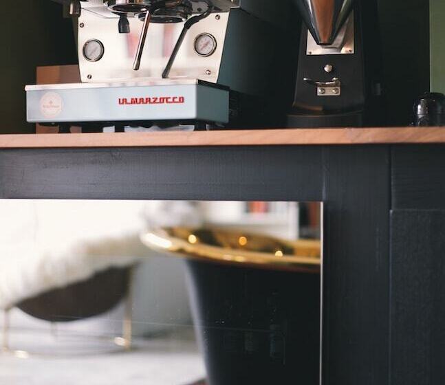 اتاق استاندارد, Stamba