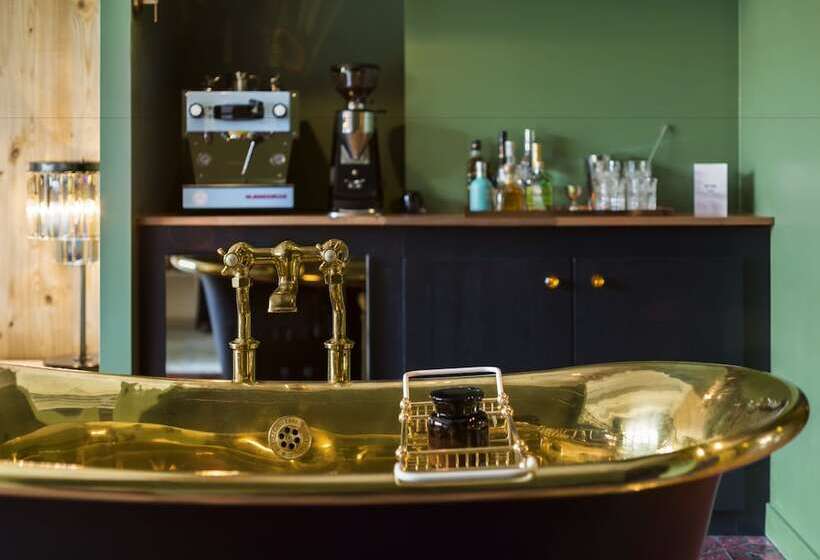 اتاق استاندارد, Stamba