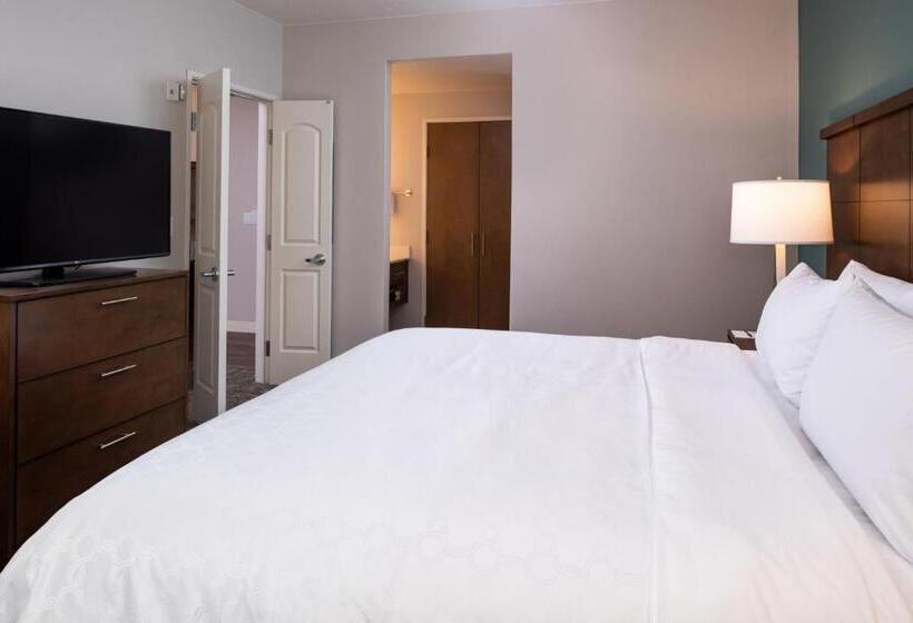 מיטת קינג בסוויטה, Staybridge Suites   St George, An Ihg