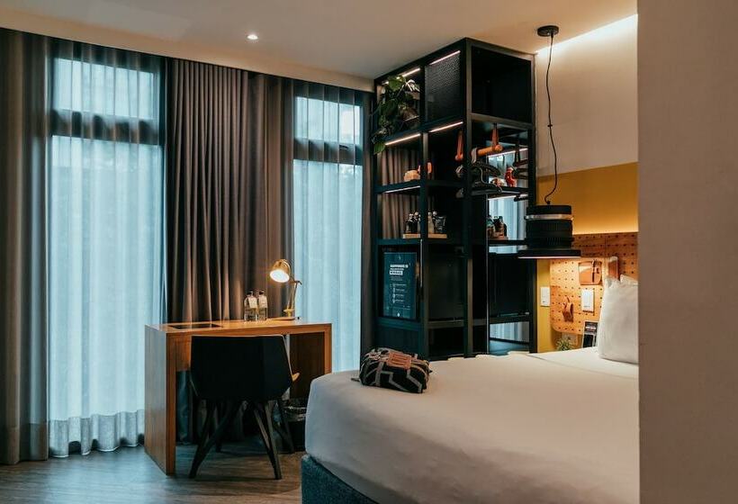 이코노미 룸, The Click Clack Hotel Medellín