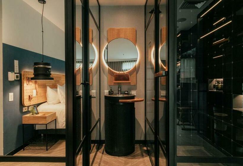 高级套房, The Click Clack Hotel Medellín