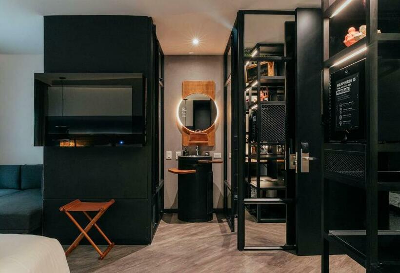 스위트, The Click Clack Hotel Medellín