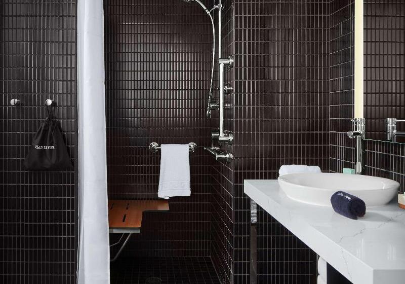 キングサイドベッドのスタンダードワンルーム, The Sound Hotel Seattle Belltown, Tapestry Collection By Hilton