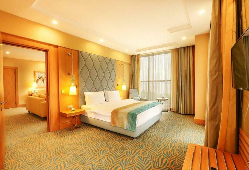 سوییت, Tryp By Wyndham Izmit