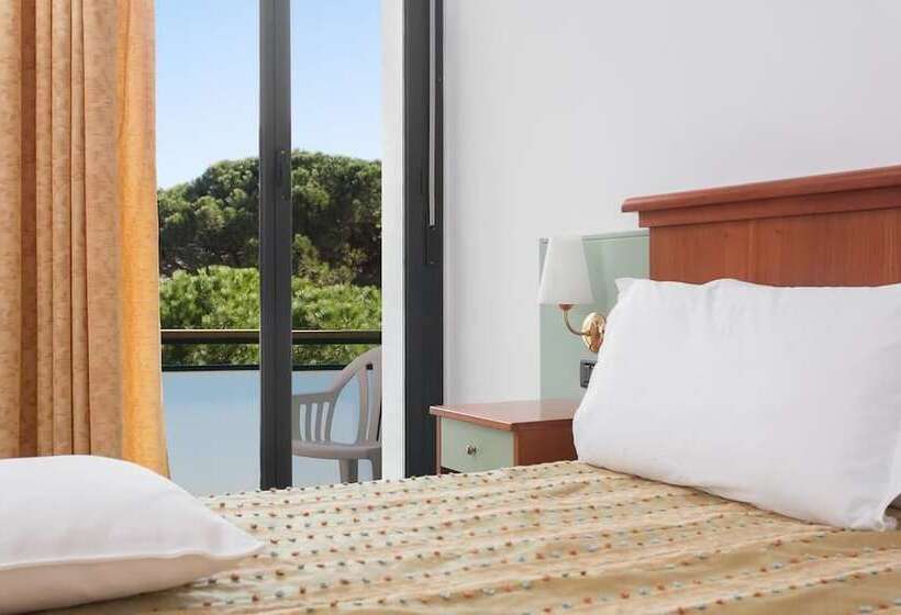 חדר סטנדרט, Zeus