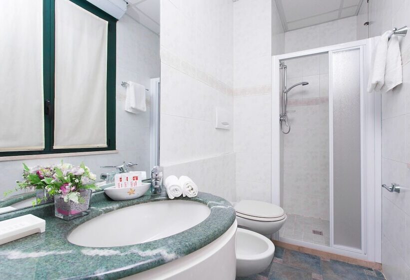 חדר סטנדרט יחיד, Zeus