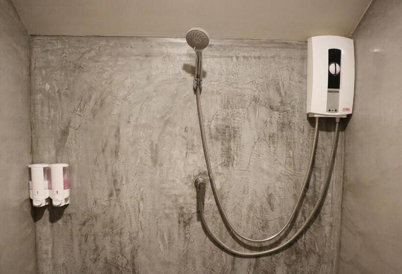 מיטה בחדר משותף, Lanta Hostel