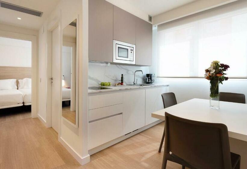 Апартаменты 1 Спальня, Sercotel Logroño Suites