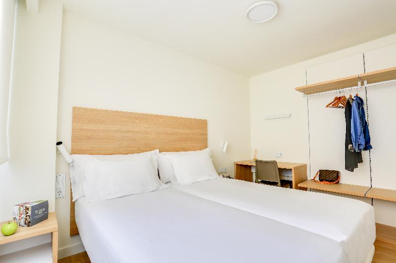 شقة غرفة واحدة, Sercotel Logroño Suites