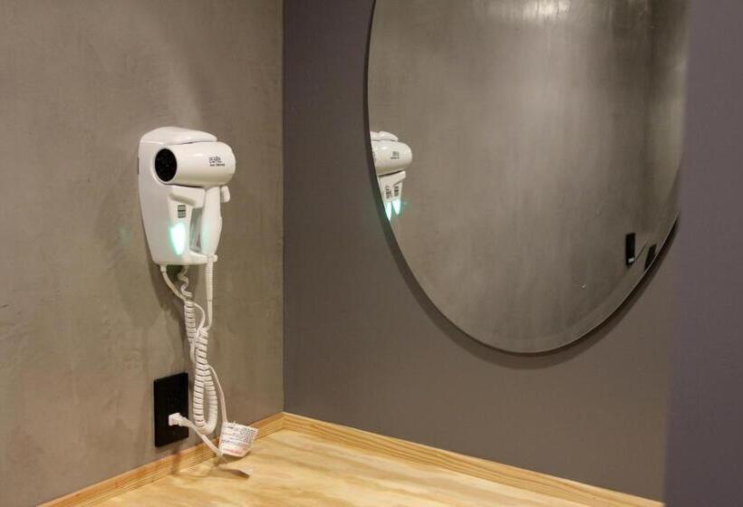 Bed in een Gedeelde Kamer, Crates At The Gaythering   Men Only   Hostel