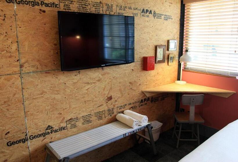 Bed in een Gedeelde Kamer, Crates At The Gaythering   Men Only   Hostel