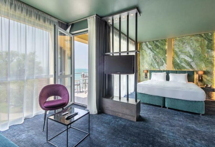 Полулюкс, Azur Premium