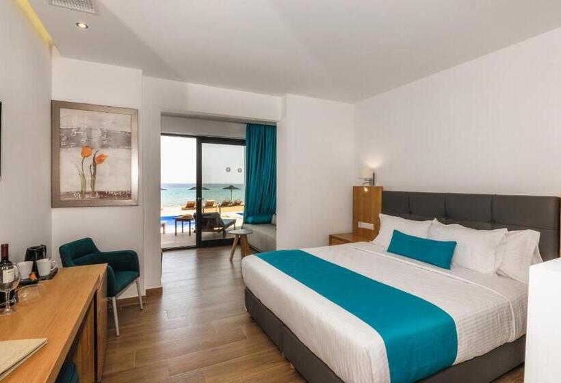 سوییت با استخر, Cavo Orient Beach Hotel & Suites
