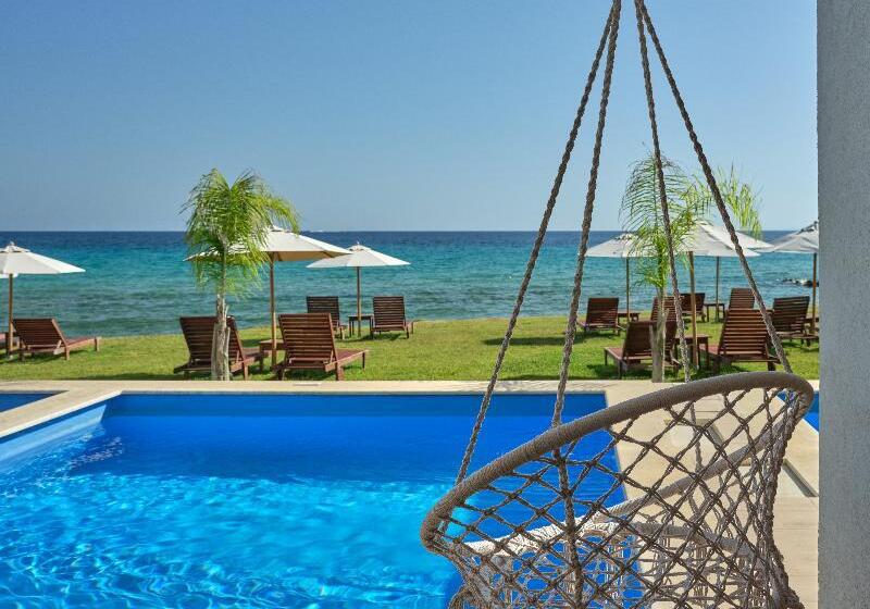 Люкс Повышенной Комфортности, Cavo Orient Beach Hotel & Suites