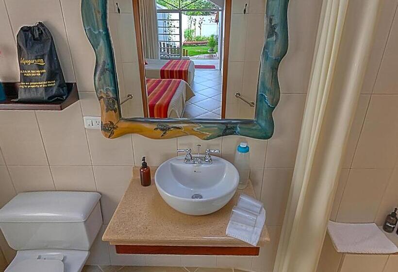 Номер Стандарт, Galapagos Suites B&b