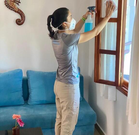 Номер Стандарт, Galapagos Suites B&b