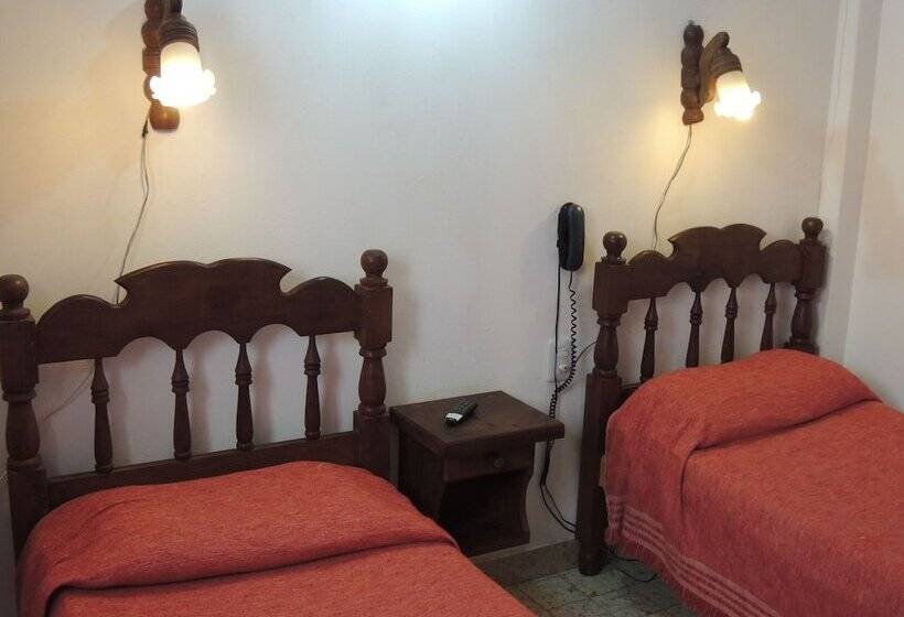 חדר סטנדרט, Garay