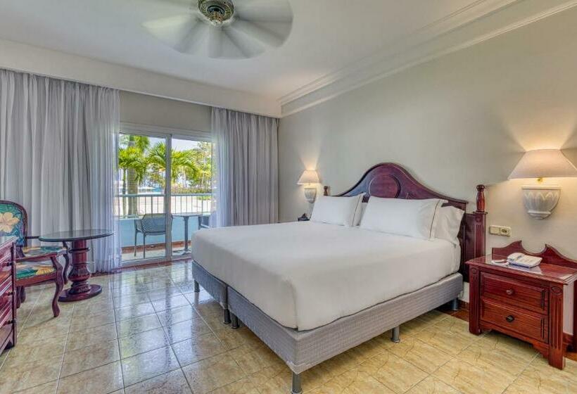 주니어 스위트, Senator Puerto Plata