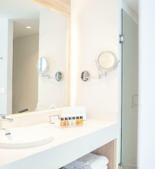 디럭스 주니어 스위트, Senator Puerto Plata