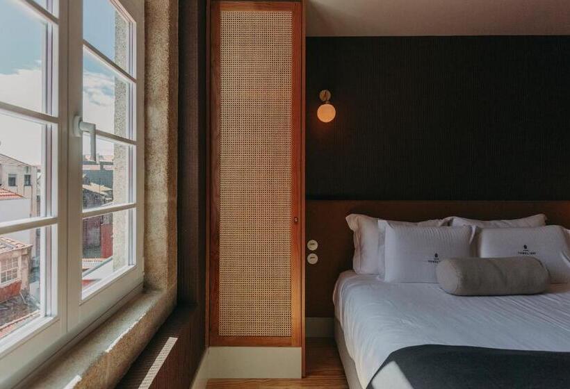 استودیوی استاندارد, Torel 1884 Suites & Apartments