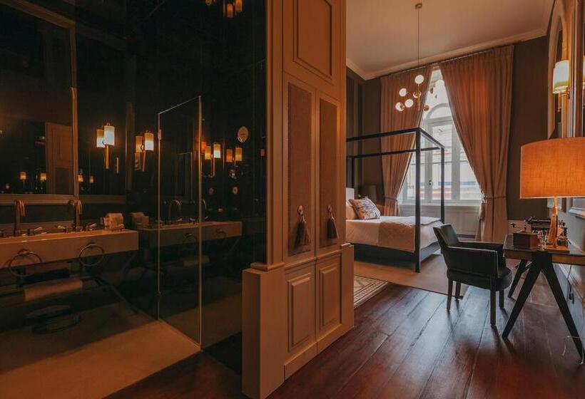 اتاق لوکس, Torel 1884 Suites & Apartments