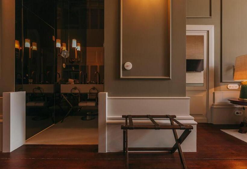 اتاق لوکس, Torel 1884 Suites & Apartments