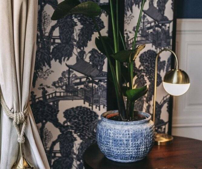 اتاق لوکس, Torel 1884 Suites & Apartments