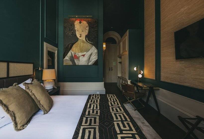 Quarto superior, Torel 1884 Suites & Apartments