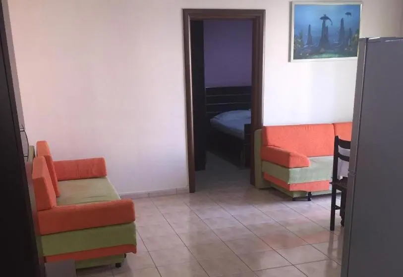 1 Bedroom Apartment Mountain View, Espana Apart
