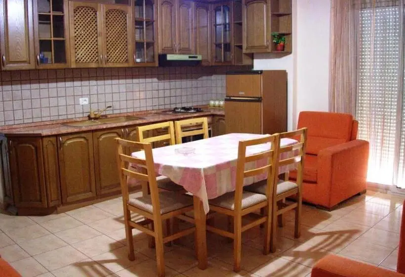 1 Bedroom Apartment Mountain View, Espana Apart