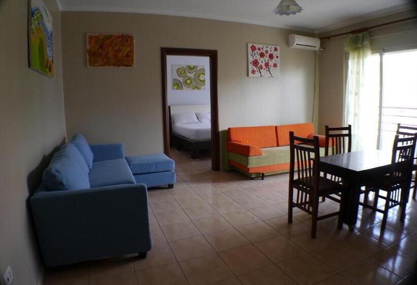 1 Bedroom Apartment Mountain View, Espana Apart