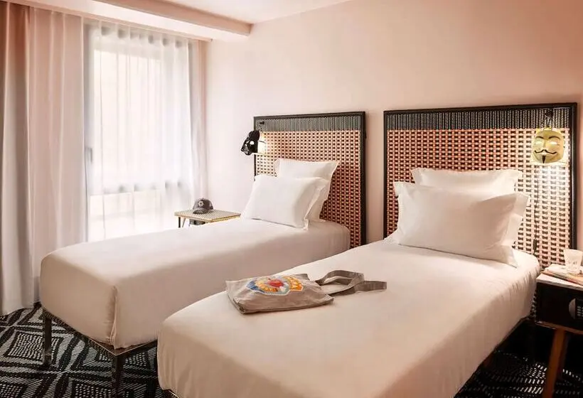 Chambre Standard, Mama Shelter Paris West