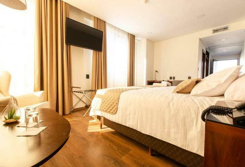 اتاق اجرایی, Mitru Sur