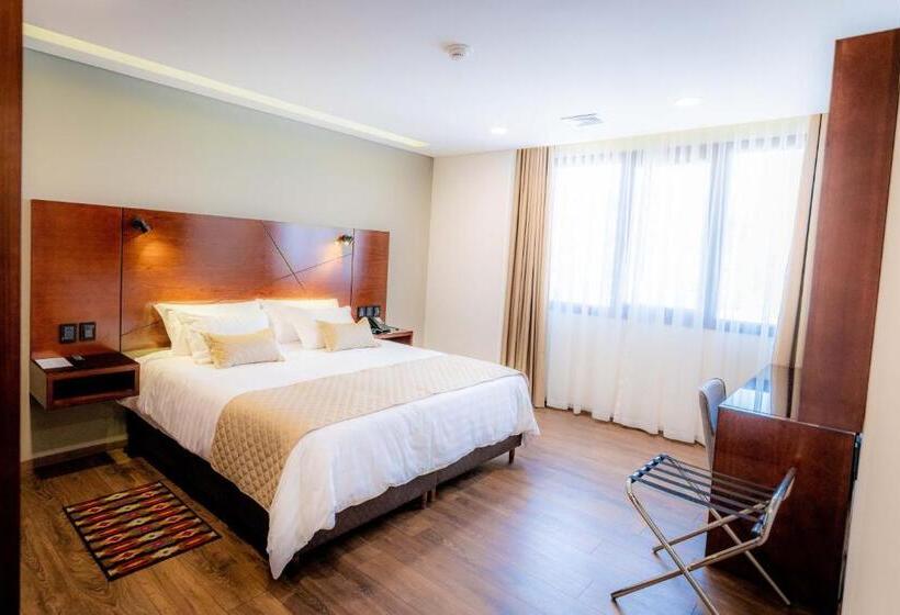 سوئیت پرزیدنت, Mitru Sur