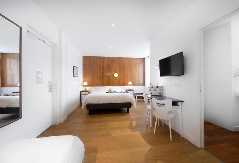 חדר סטנדרט לשלושה, Hôtel Spa De La Citadelle Lorient