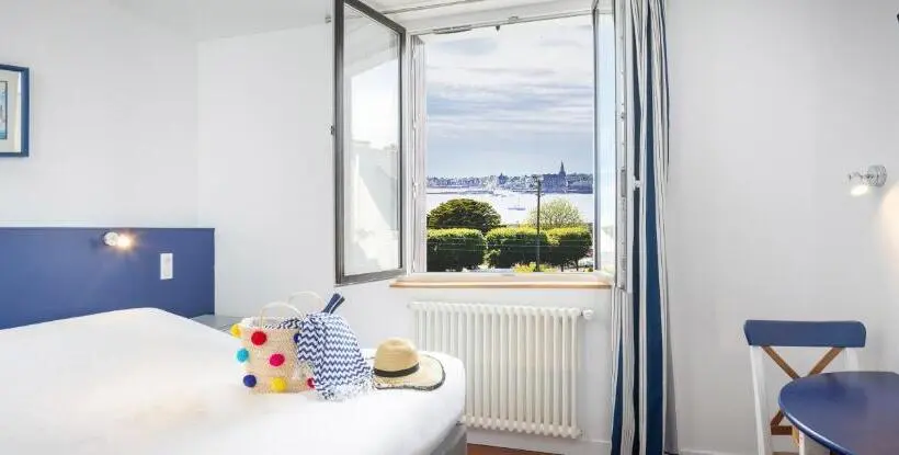 オーシャンビューデラックスルーム, Hôtel Spa De La Citadelle Lorient